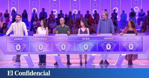 Telecinco mueve ficha en el fin de semana: opta por un cuarto sustituto de 'Socialité' tras su descalabro en audiencia