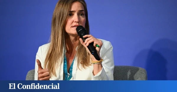 La ministra Aagesen se desplaza al centro de control de Red Eléctrica para gestionar el corte del servicio
