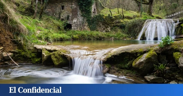 La piscina natural de agua cristalina que tiene un molino de piedra y es perfecta para el verano: a tan solo media hora de Bilbao
