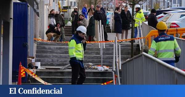 Trasladan a una persona al hospital tras incendiarse su vivienda en Marín (Galicia)