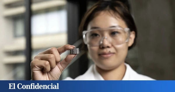 El implante espinal que transmite datos desde el interior de tu cuerpo para ahorrarte visitas al médico