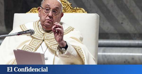 El papa Francisco pasa la noche tranquila y sigue descansado tras dejar atrás la fase crítica