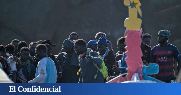 2.000 inmigrantes en tres días: el mar en calma multiplica las llegadas de cayucos a Canarias