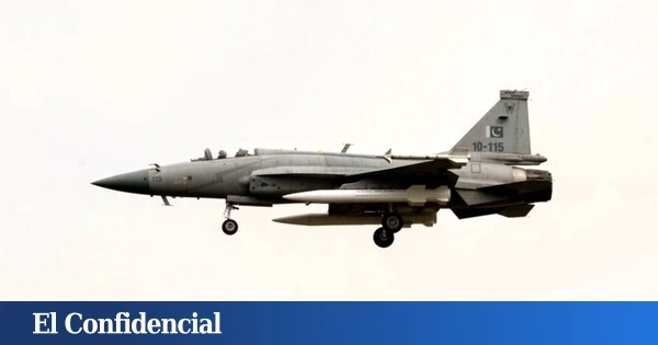 Primer ataque con misiles hipersónicos chinos: destruyen las mejores defensas aéreas rusas