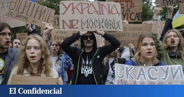 Zelenski da marcha atrás y restaura la independencia de las agencias anticorrupción