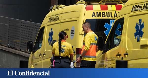 Tres heridos menos graves en un accidente en Barcelona entre dos autobuses