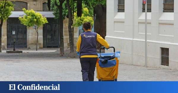 Un solo cartero para miles de vecinos: Correos dejó de entregar centenares de cartas este verano en la CAM