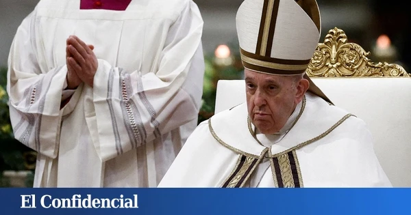 El papa Francisco pasa 