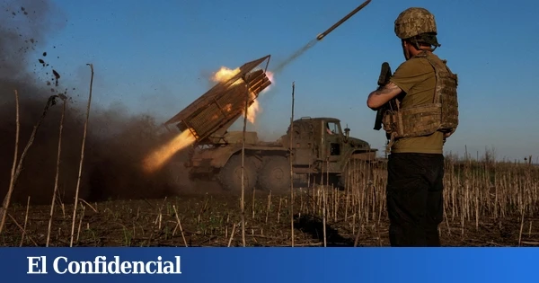Así es el BM-21, el camión-lanzamisiles de la URSS que Camboya habría utilizado para atacar a Tailandia