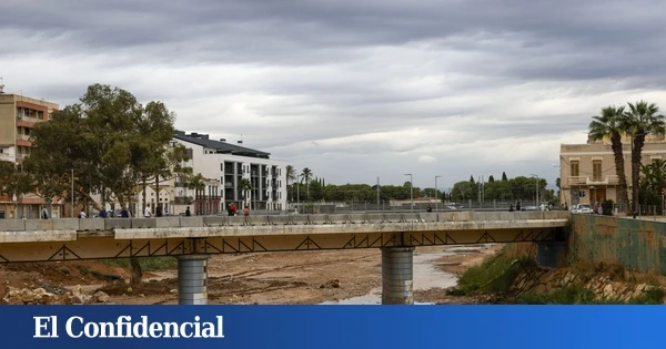 Un vídeo del Cecopi revela que Pradas se preocupó por los barrancos la mañana del 29-O