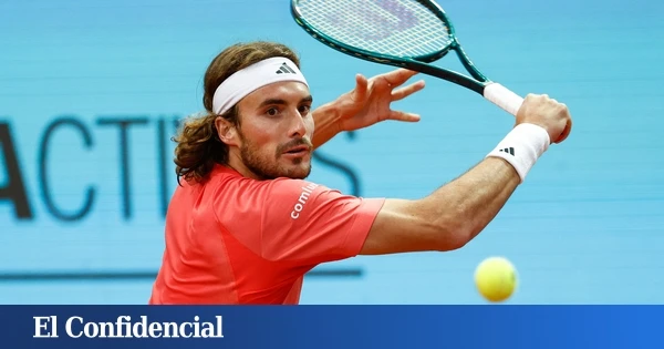 Tsitsipas recibe un palo histórico de su entrenador: 