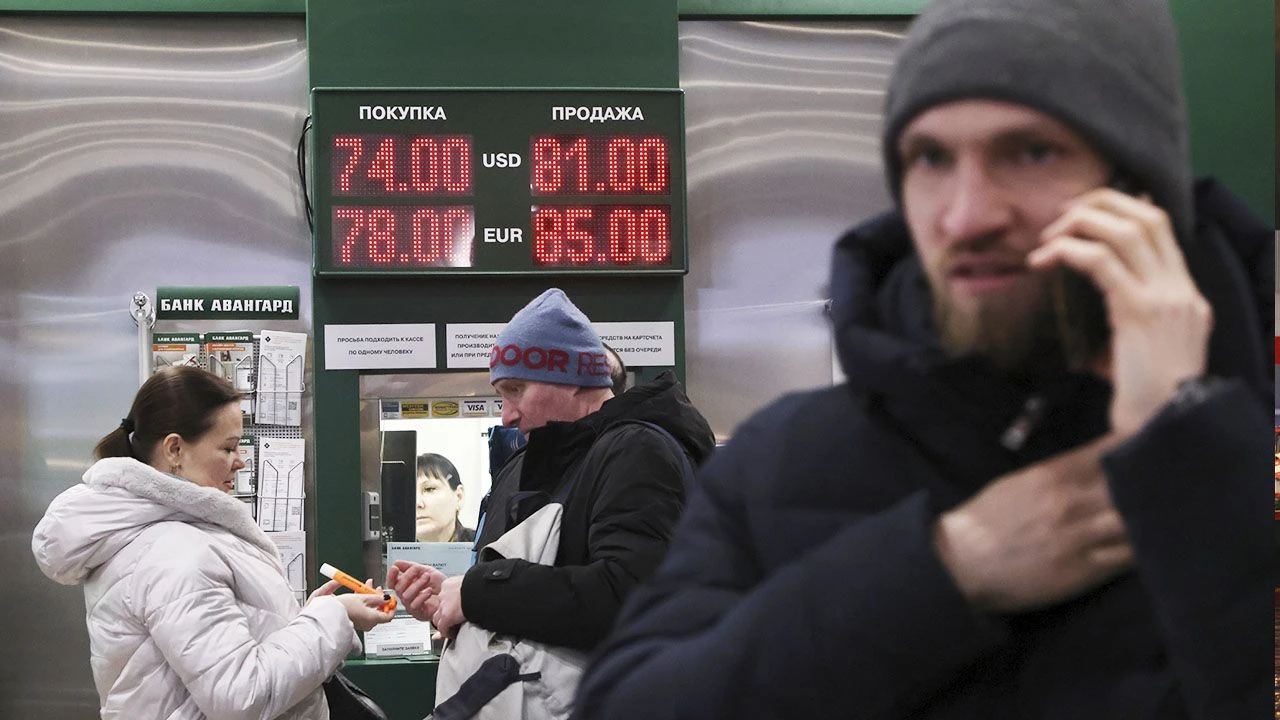Putinowi kończą się pieniądze na wojnę? Podwyżka podatków w Rosji