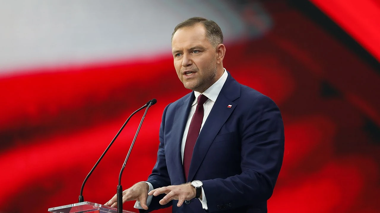 Karol Nawrocki trzeci w rankingu prezydentów. Lider sondażu nie do pobicia