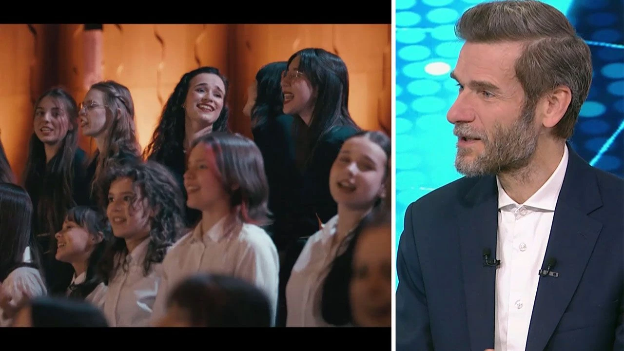 Zaproszenie dla szkół i seniorów. Hymn akcji TVP zabrzmi w całej Polsce