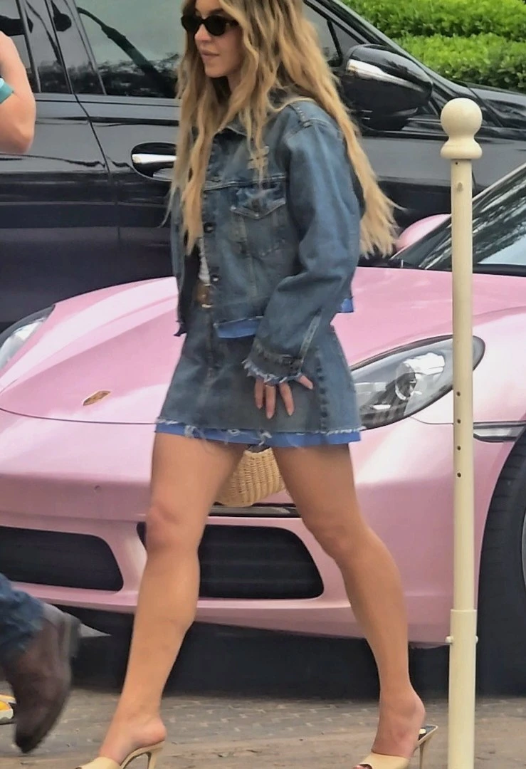 Sydney Sweeney makes low-key exit in same SUV as White Lotus star Patrick Schwarzenegger after beach club opening party