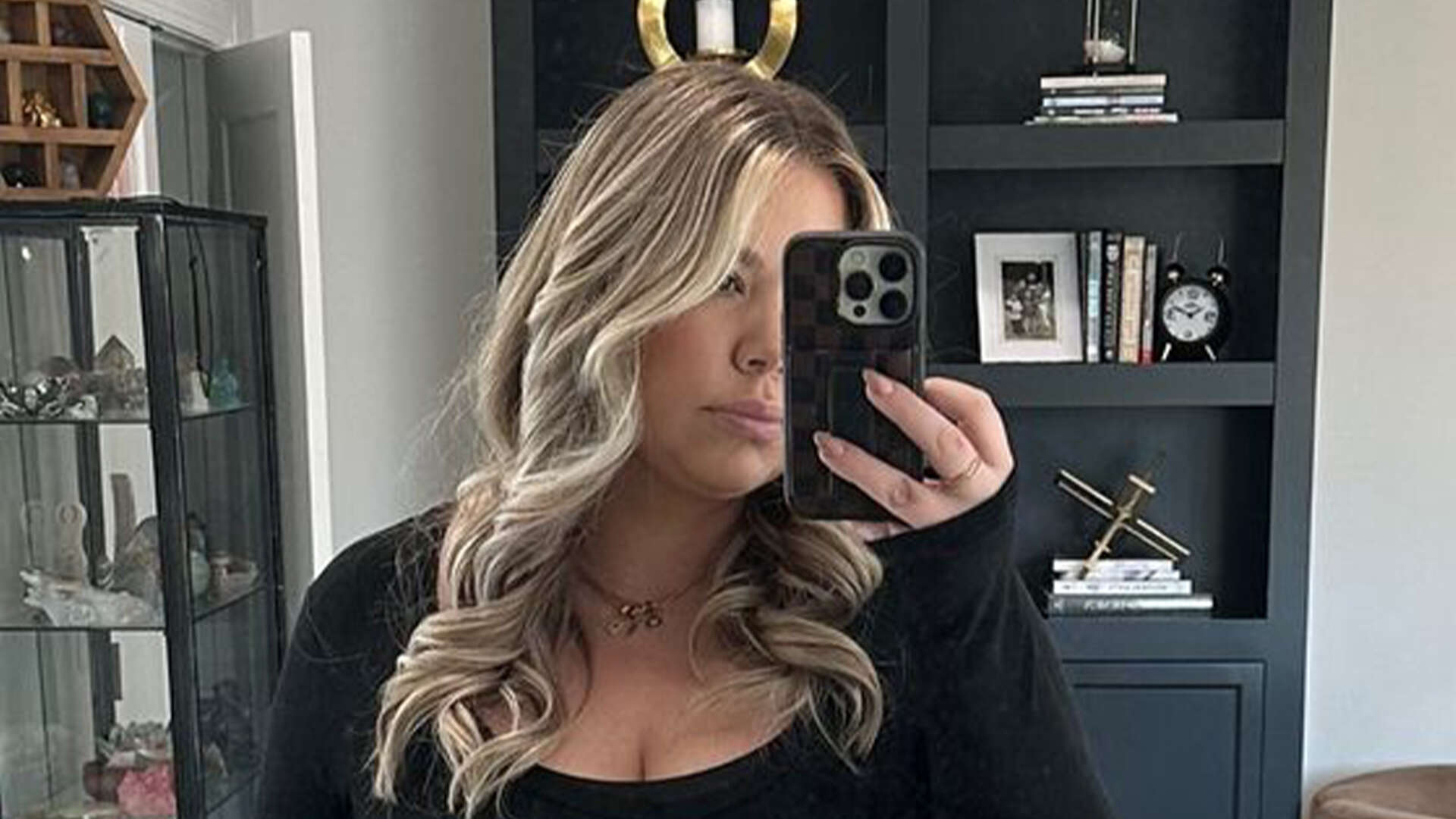 Teen Mom Kailyn Lowry shows off shrinking waist in tight top and pants after drastic weight loss following twins’ birth