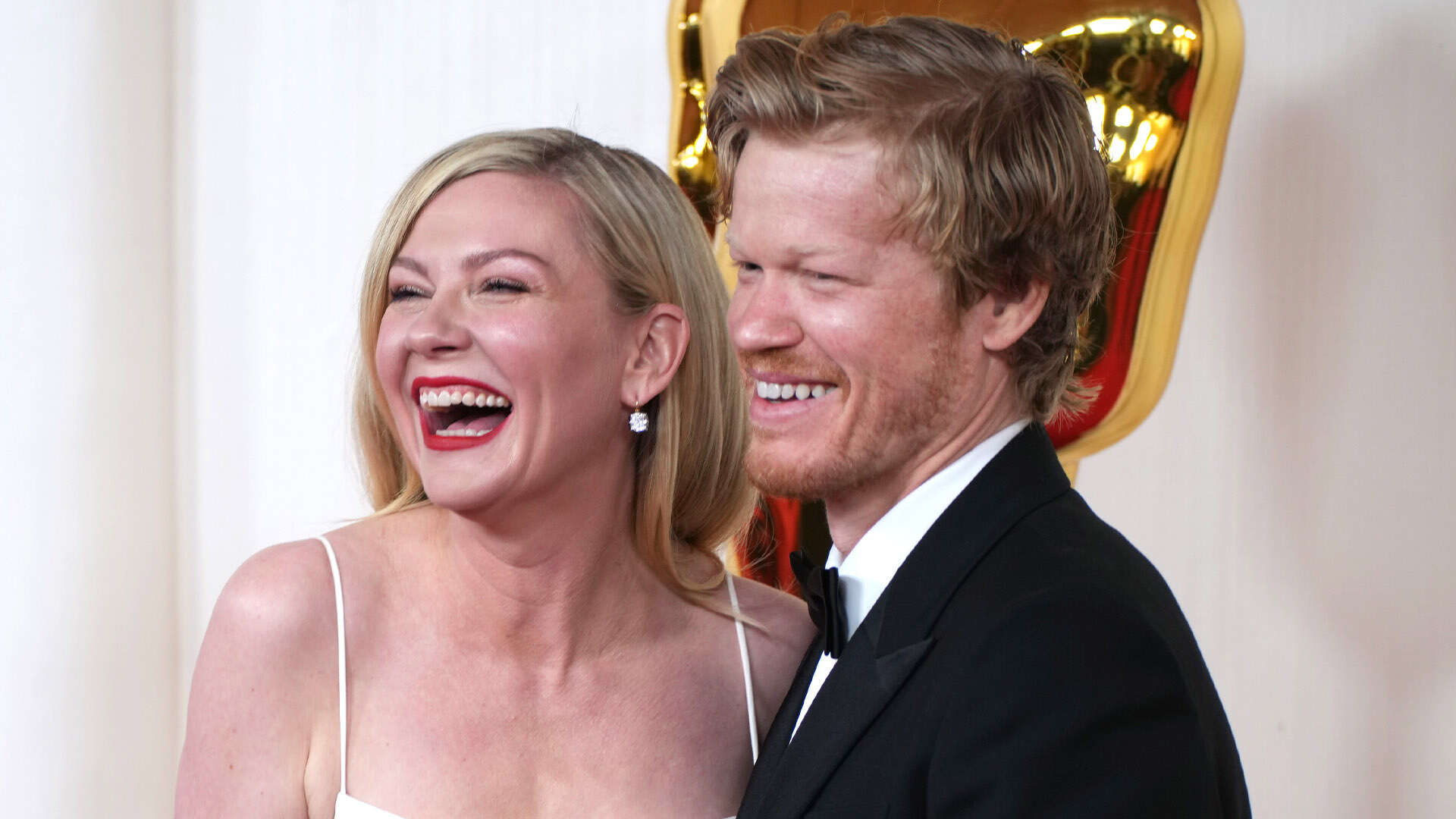 Jesse Plemons fans ask ‘where’s the rest of him?’ as actor shocks with massive weight loss in jarring Oscars appearance