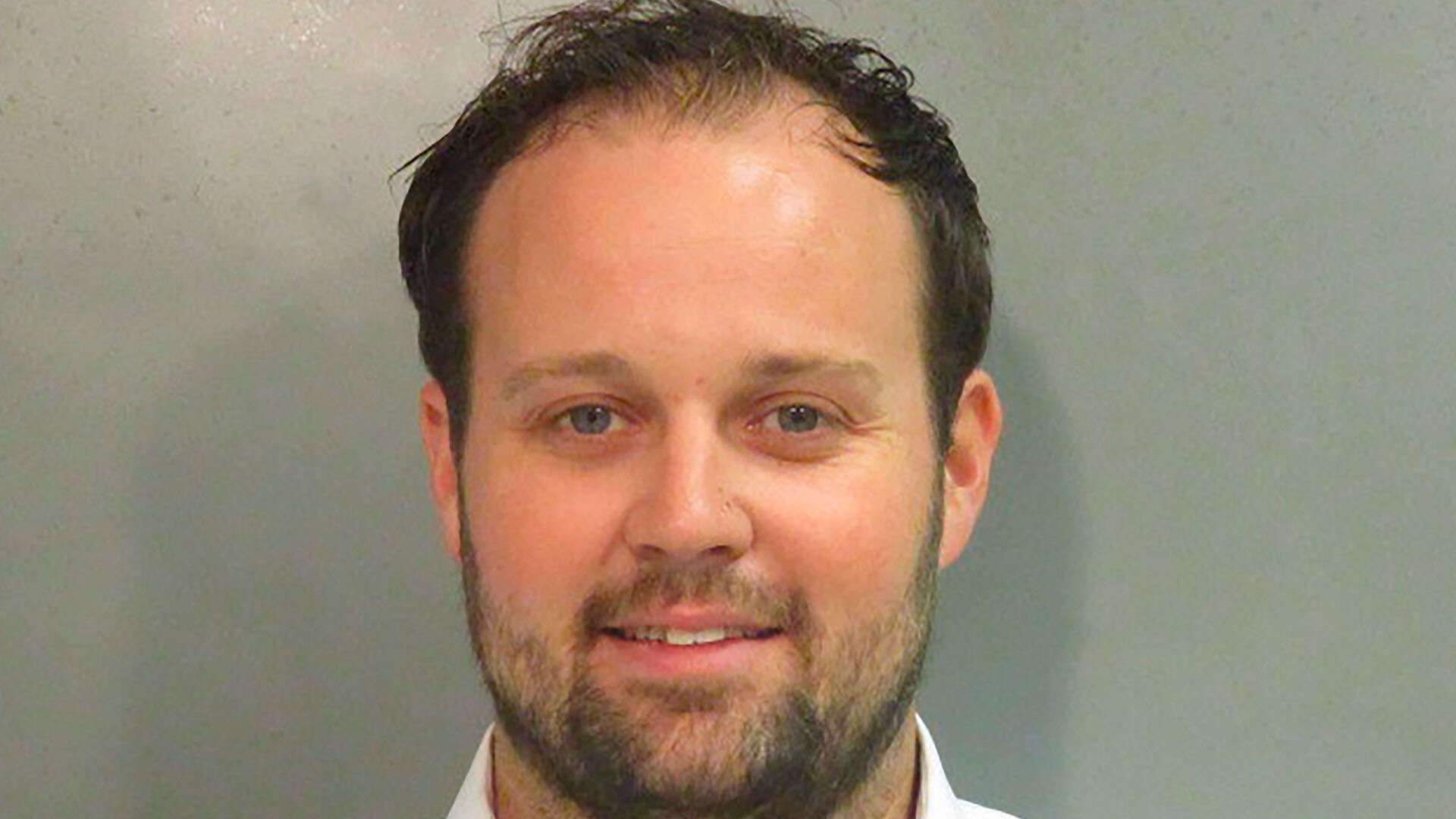 Josh Duggar’s prison accused of ‘inhumane conditions’ by ‘serving food with maggots’ and denying medical care in lawsuit