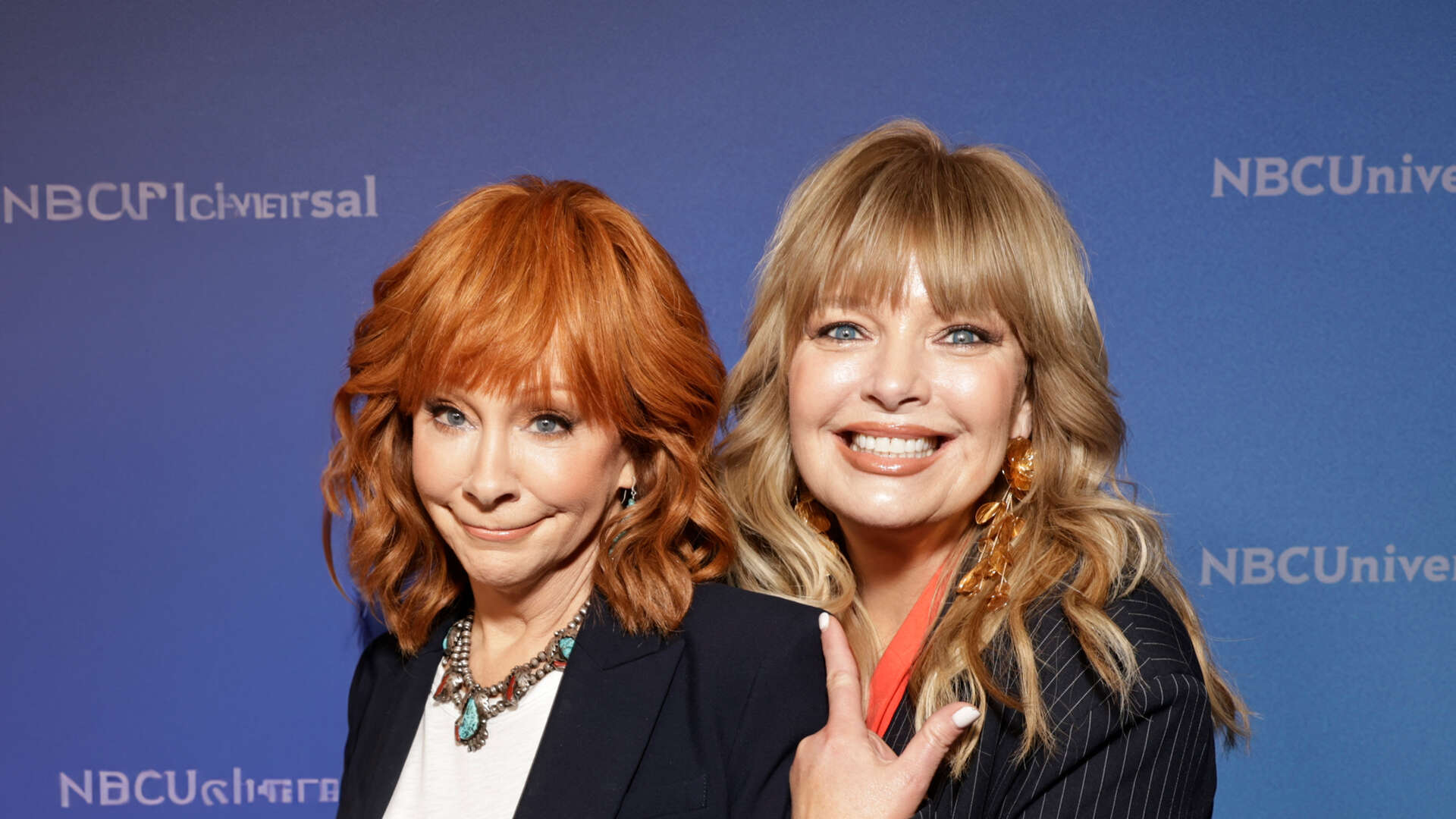 Reba McEntire reunites with Melissa Peterman for NBC’s Happy’s Place as co-stars look ageless at network presentation