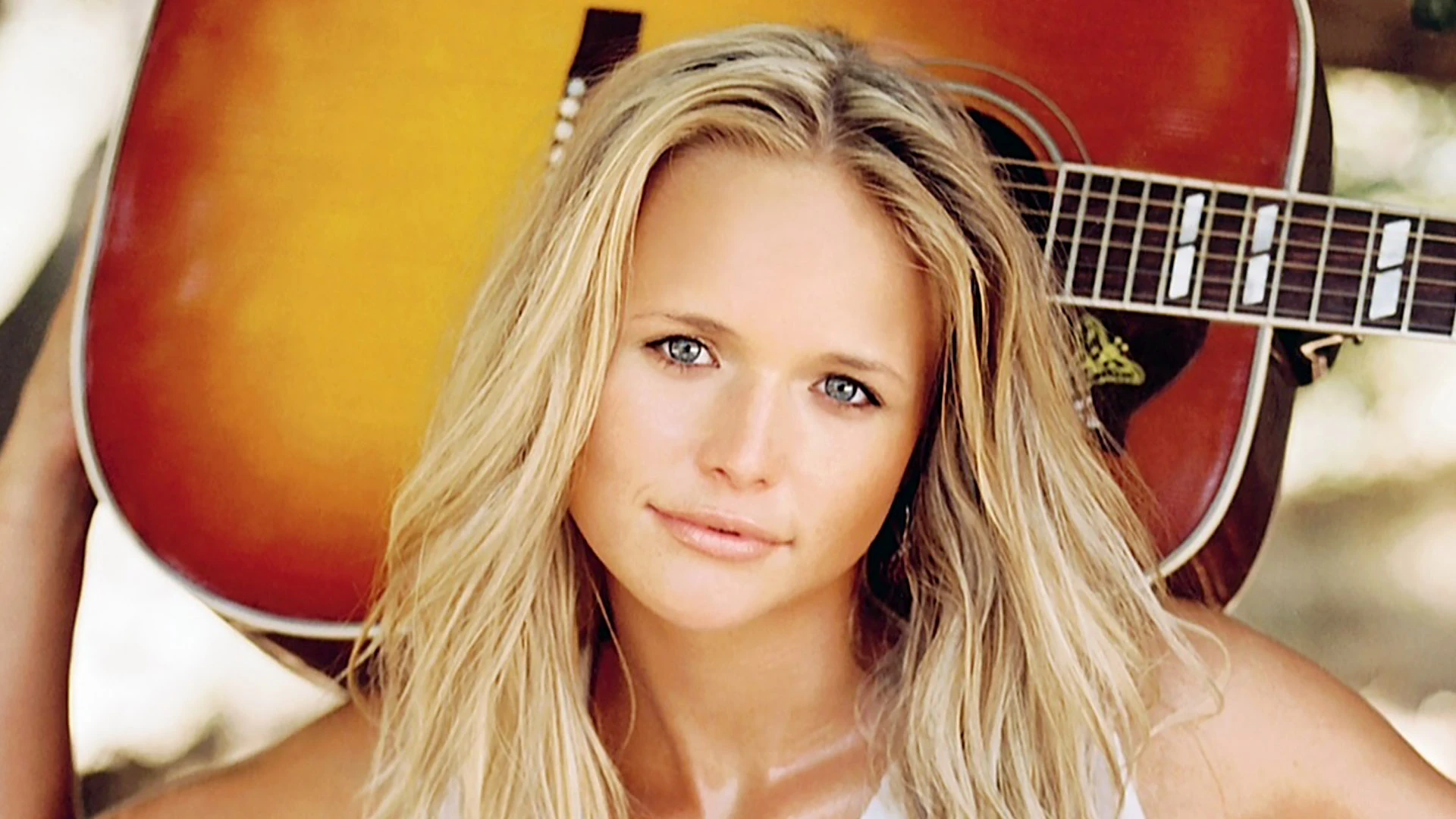 Miranda Lambert fans gush singer ‘aged like fine wine’ as she shares throwback photo from first album 20 years ago