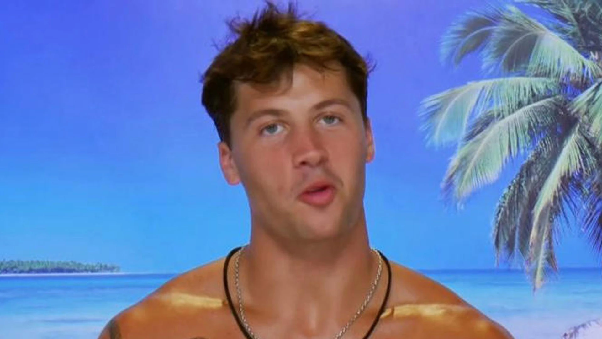 Love Island’s Rob Rausch spotted out with famous TikToker – but fans tell singer ‘run as fast as you can’