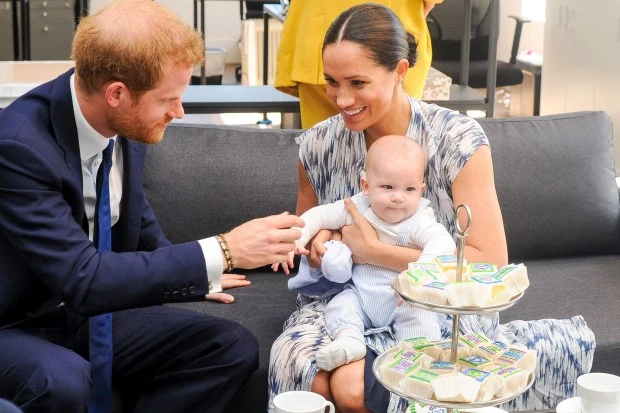 Sussexes slammed by Dumbarton locals after rejecting name as Archie's title