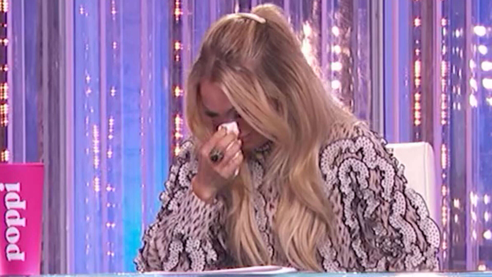 American Idol judge Carrie Underwood breaks down in tears and weeps ‘I’m not okay’ as Luke Bryan consoles star on air