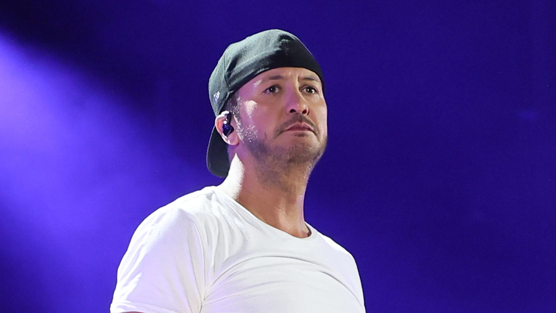 Luke Bryan drops out of concerts last minute due to ‘continued illness’ and is replaced by country superstar