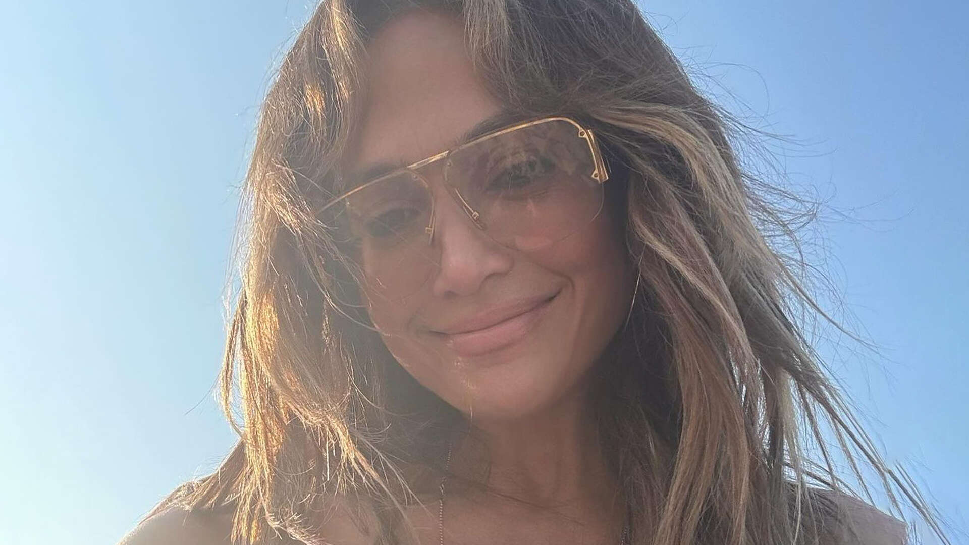 Jennifer Lopez ‘breaks silence’ on divorce from Ben Affleck as she shares cryptic quote & thirst trap in thong swimsuit