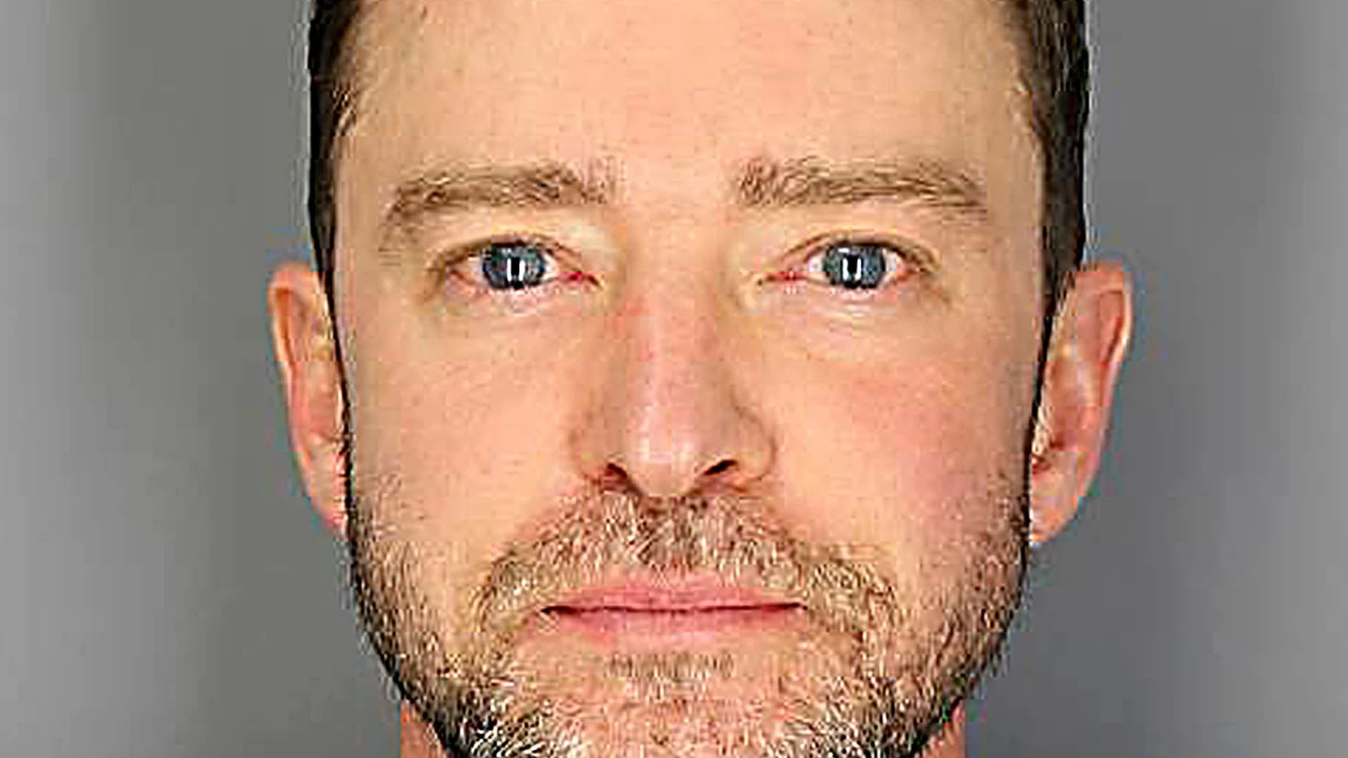 Beloved CBS host slammed for defending Justin Timberlake after his DWI arrest as TV icon praises singer as a ‘great guy’