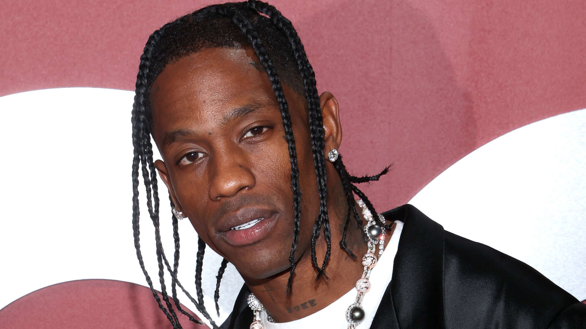 SNL fans rage as Kylie Jenner’s ex Travis Scott to perform on show 2 years after Astroworld tragedy