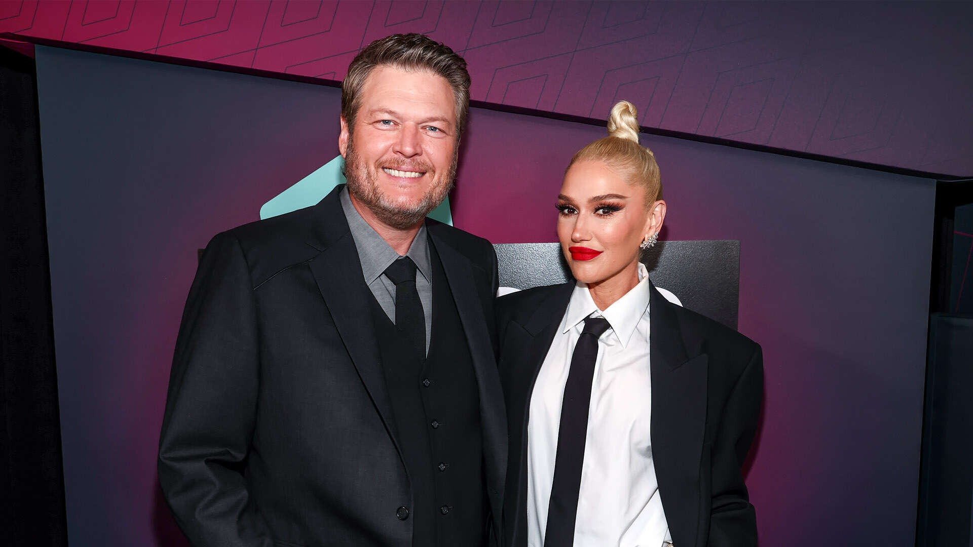 Gwen Stefani and Blake Shelton fans in tears after they notice pair’s change in behavior they think points to a breakup