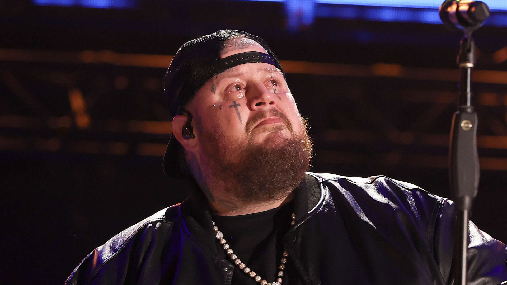 Jelly Roll breaks down in tears on stage at CMA Festival discussing drug addiction and jail time during emotional moment