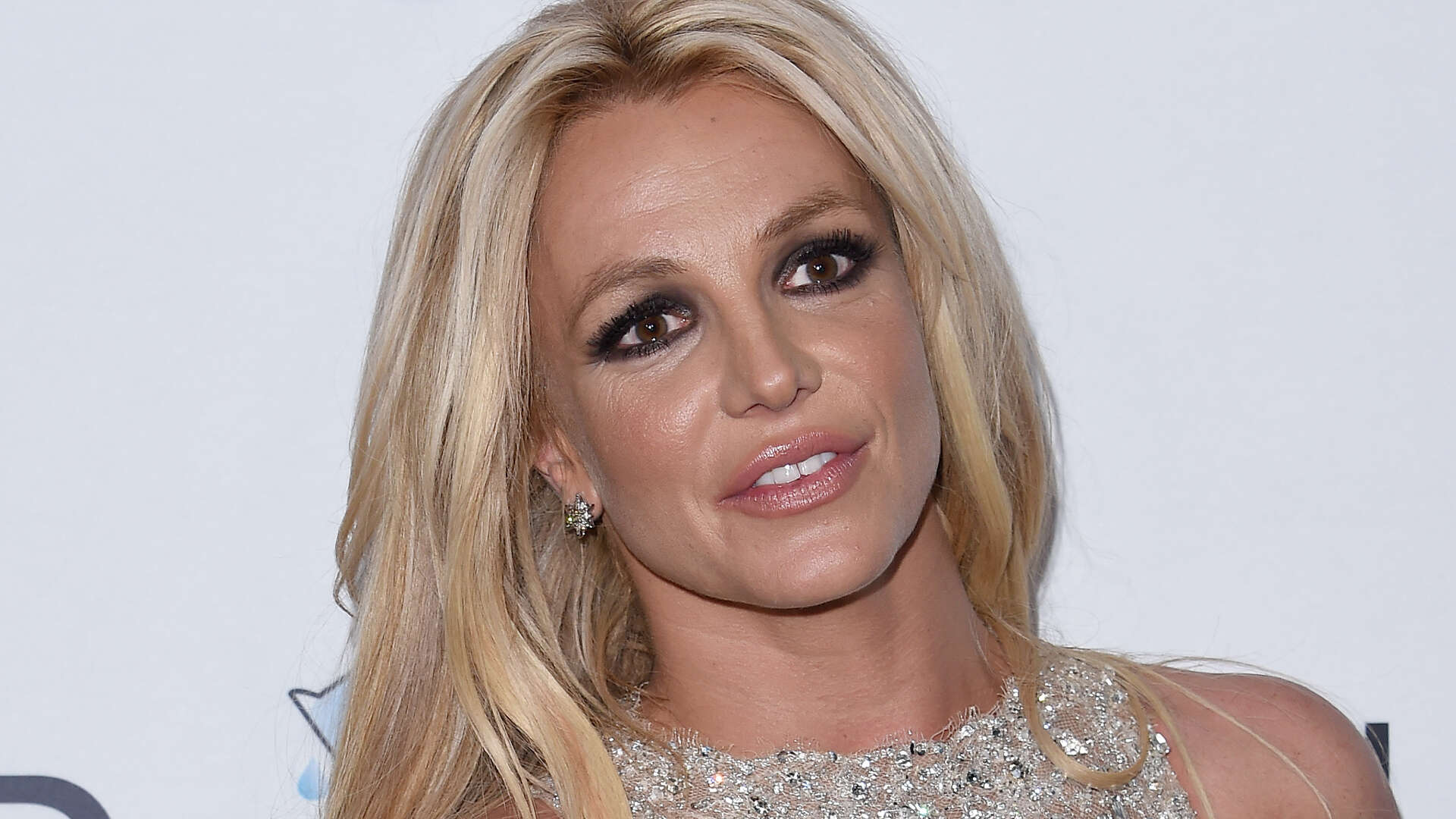 Britney Spears reveals she’s ‘single’ and vows to ‘never be with another man’ as long as she lives after split from Paul