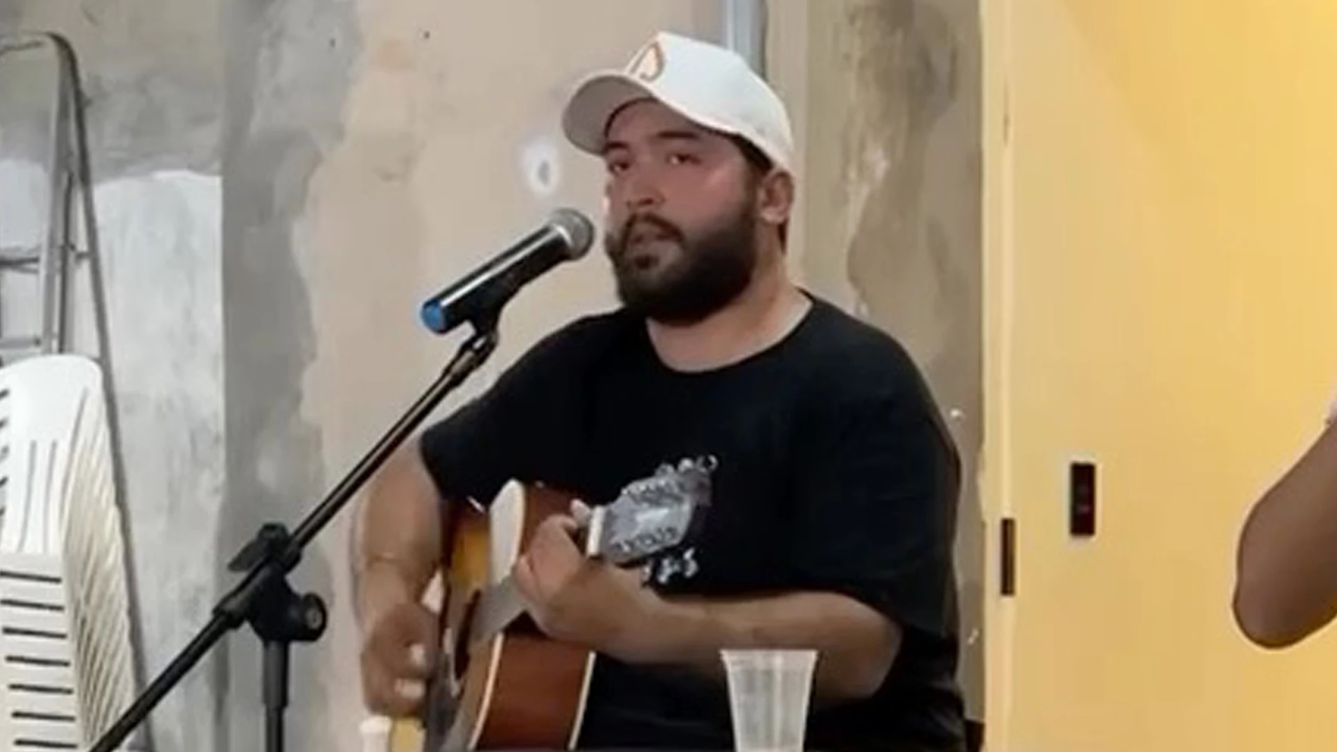 Country music star, 24, dies in tragic accident after falling off back of pickup truck when it was suddenly started