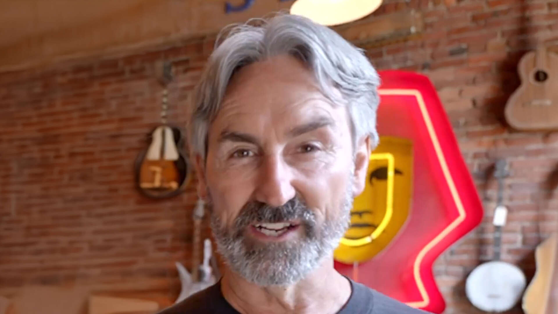 American Pickers’ Mike Wolfe selling his 1947 pickup truck – as fans point out ‘gorgeous and unusual’ vehicle’s feature