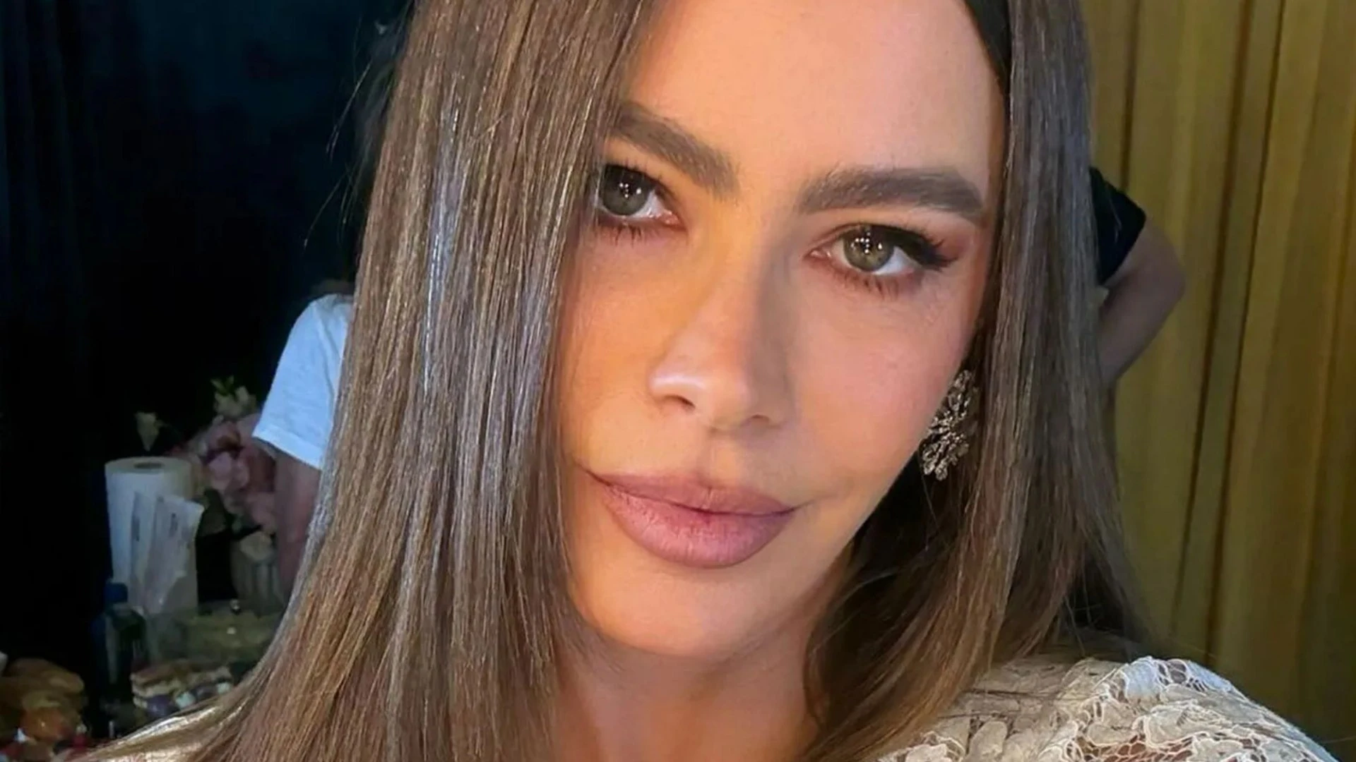 Sofia Vergara fans catch very NSFW wardrobe malfunction in plunging lace dress on AGT set- but all is not what it seems