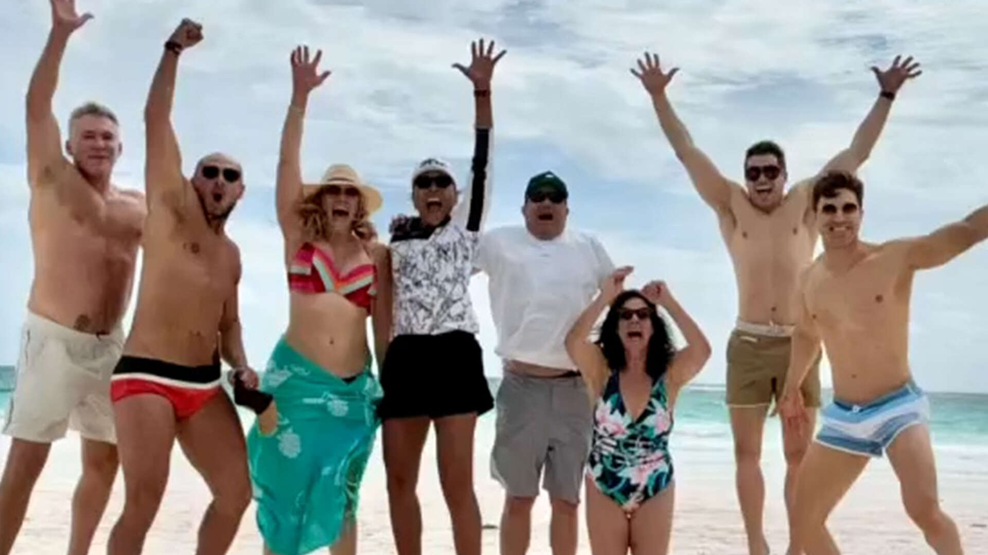 GMA’s Robin Roberts hits the beach with wife Amber Laign in swimsuits with show co-anchors Sam Champion and Gio Benitez