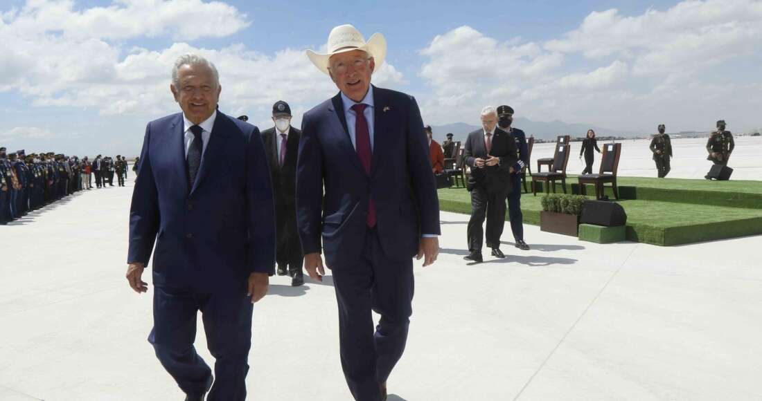 Relación con Ken Salazar está en pausa, dice el Presidente, por la Reforma Judicial