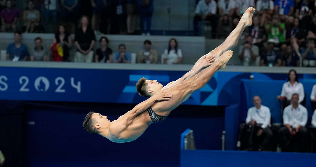 Los clavadistas Osmar Olvera y Juan Celaya se llevan la medalla de plata en clavados