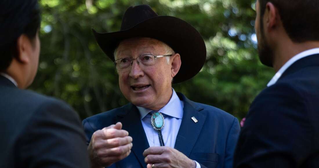 Si la reforma no se hace de la mejor manera, dañará la relación, dice Ken Salazar