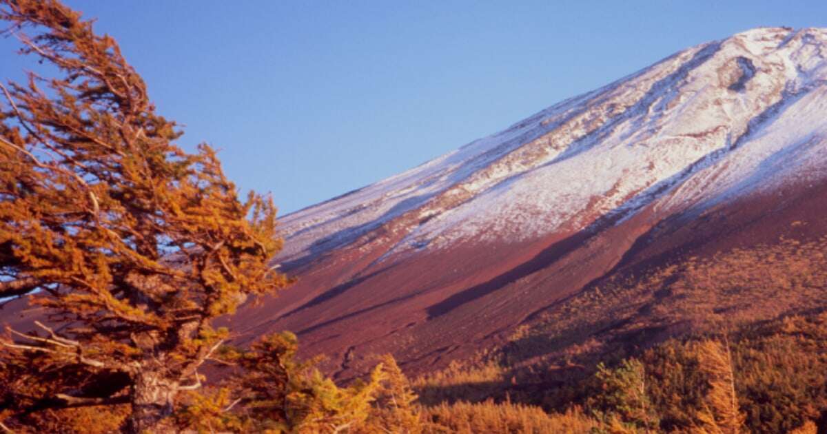 前回の大噴火から、300年超の富士山…！なんと「噴出待ちのマグマ」は、東京ドーム240杯分