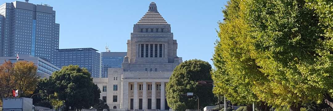 「元自民党議員」の弁護士が逮捕…！“詐欺まがいのグループ”と「5億円」を荒稼ぎしていた男の「ヤバすぎる素顔」と地元の「意外な評判」