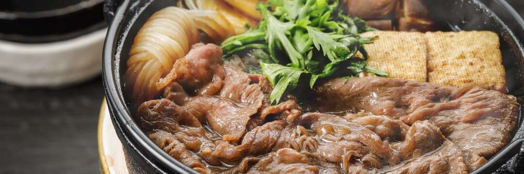 「生卵が苦手」なはずの「アルゼンチン人」が「日本のすき焼き」を食べて大感動…そのとき放った「驚愕のひとこと」