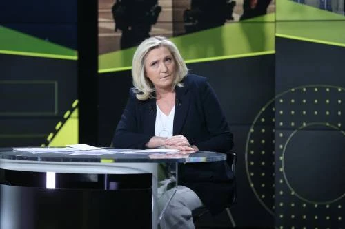Ecco perché la Le Pen è a un passo dall'Eliseo
