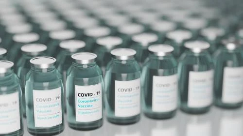 Vaccini anti Covid efficaci sui pazienti affetti da cancro
