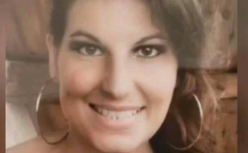 Uccisa mentre prendeva il sole: l'uomo confessa col coltello in mano