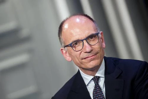 La sinistra ossessionata dalle tasse tra paradisi fiscali e lotta all'evasione