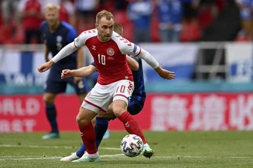 Arriva la foto che tutti volevano vedere di Eriksen