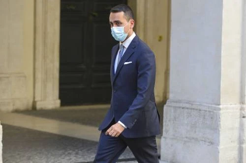 Caos sul fisco. Resta il reddito 5s. E le liti tributarie durano di più